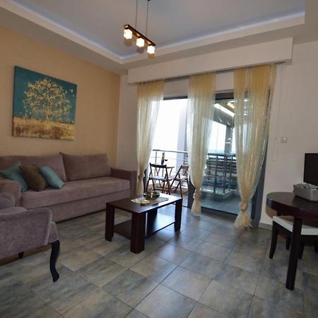 Gonis Suites 帕琉乔拉 外观 照片