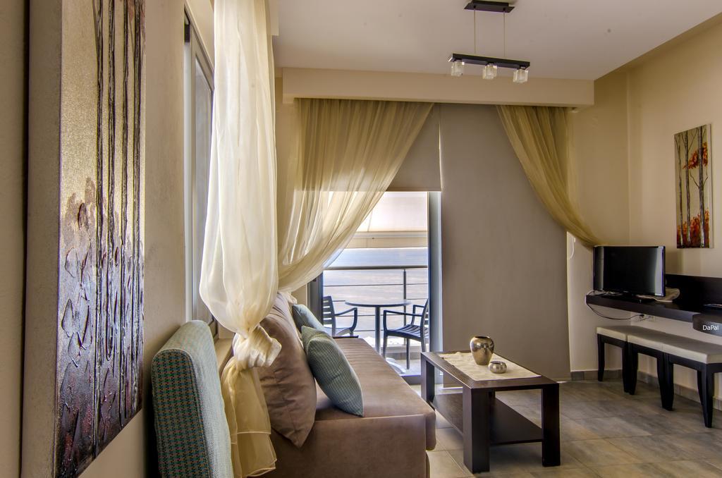 Gonis Suites 帕琉乔拉 外观 照片