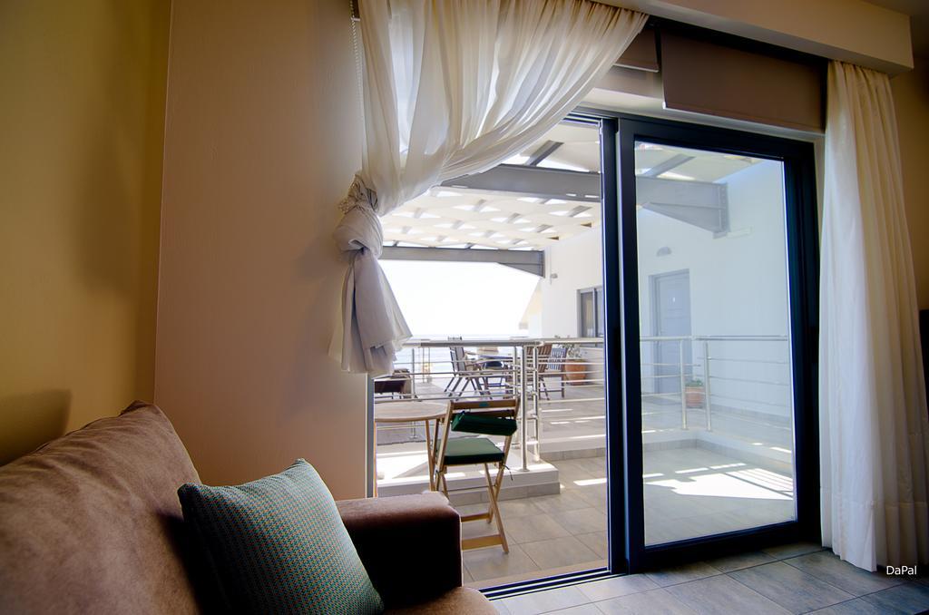 Gonis Suites 帕琉乔拉 外观 照片